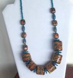 #445y Stoppel hollow bead necklace -- $35